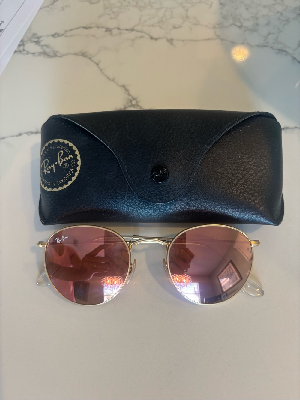 Ray-Ban Round Flash Pink Mirror Sunglasses in great condition. - Picture 2 of 8
